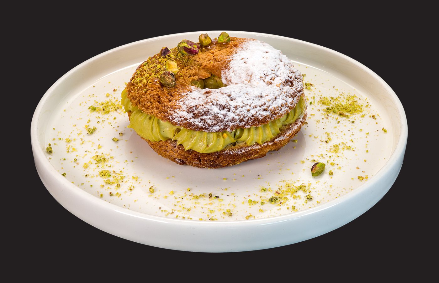 PURE Pâtisserie — Пари-Брест с шамфъстък