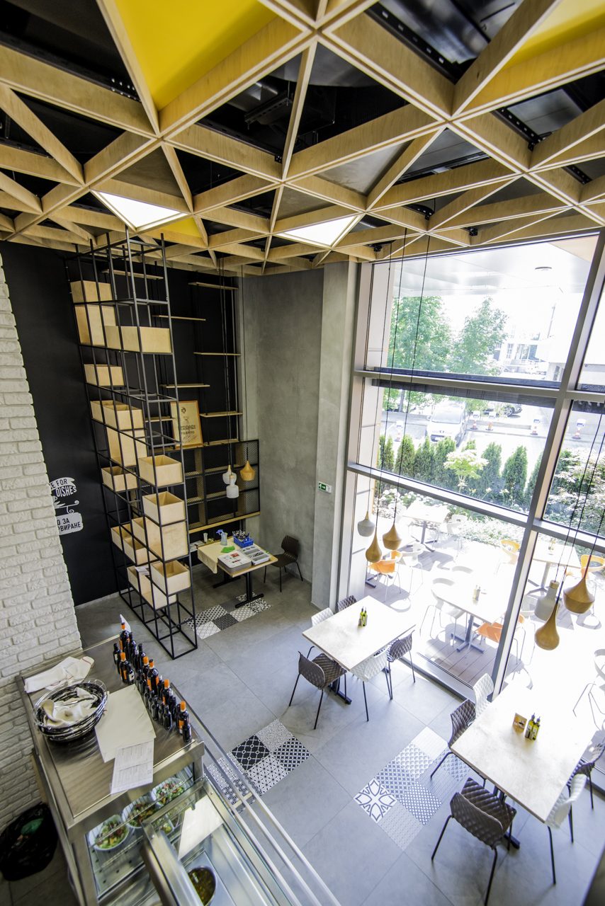 PURE Grand Bistro Trade Center Europe — интериор